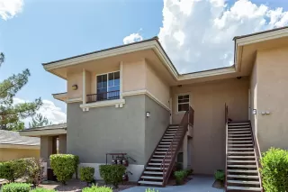 Photo #6: 2332558 Listing 