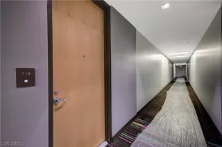 Photo #2: 2332582 Listing