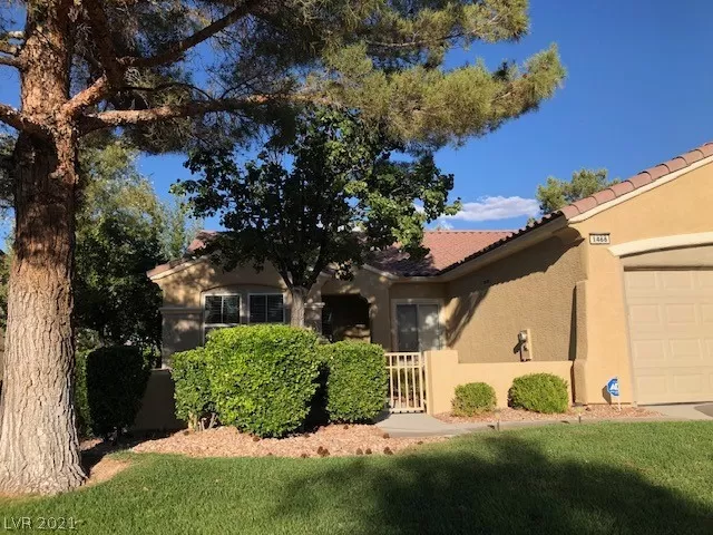 MLS: 2332589 Condo For Sale