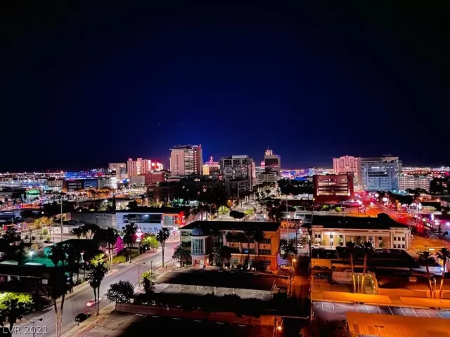 MLS: 2332618 Condo For Sale