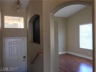 Photo #2: 2332720 Listing 