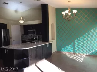 Photo #6: 2332720 Listing 