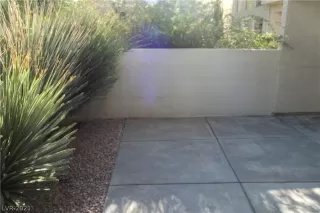 Photo #2: 2332749 Listing 