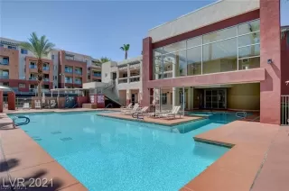 Photo #3: 2332755 Listing 