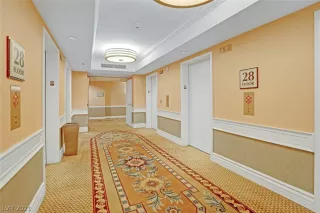 Photo #2: 2332761 Listing