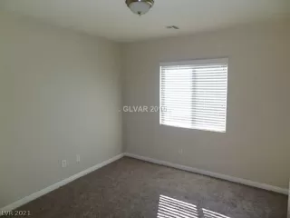 Photo #3: 2332768 Listing 