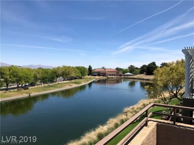 MLS: 2332784 Condo For Sale