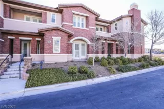 Photo #2: 2332790 Listing