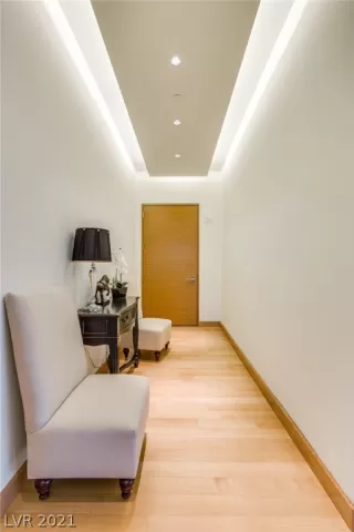 Photo #1: 2332812 Listing