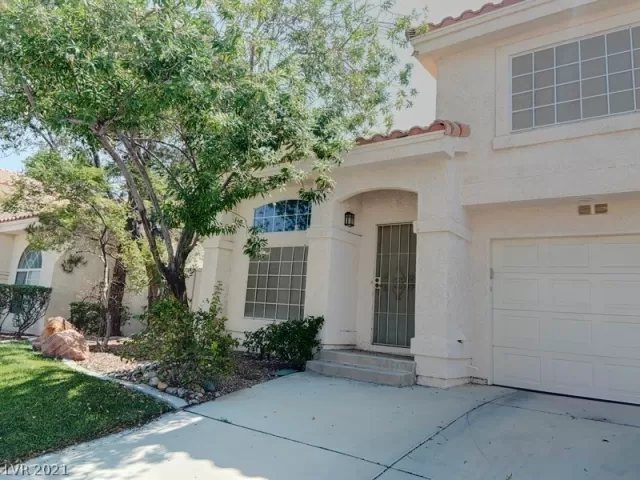 MLS: 2332835 Condo For Sale