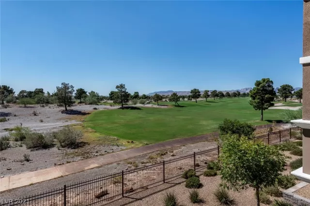 MLS: 2332852 Condo For Sale