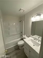 Photo #3: 2332854 Listing 