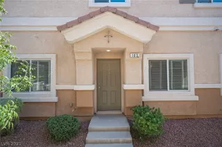 Photo #3: 2332869 Listing 