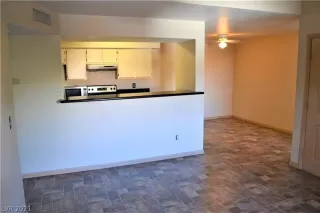 Photo #6: 2332872 Listing 