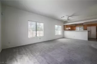 Photo #3: 2332883 Listing 