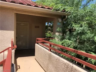 Photo #1: 2332893 Listing