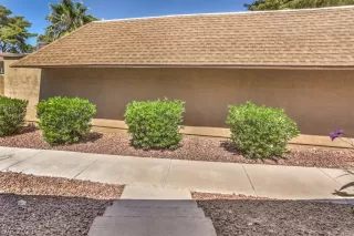 Photo #3: 2332915 Listing