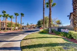 Photo #1: 2332939 Listing