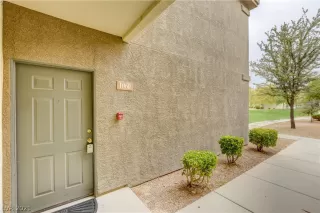 Photo #1: 2332942 Listing