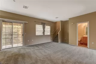 Photo #6: 2332982 Listing 