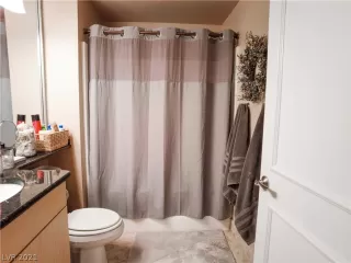 Photo #2: 2333090 Listing