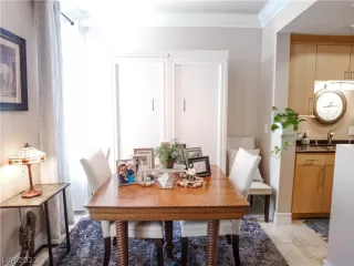 Photo #3: 2333090 Listing