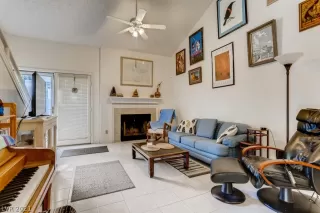 Photo #6: 2333132 Listing