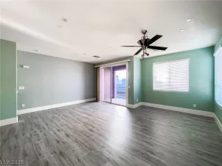 Photo #2: 2333152 Listing 