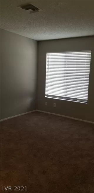 Photo #5: 2333176 Listing 