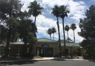 Photo #1: 2333236 Listing