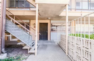 Photo #2: 2333243 Listing