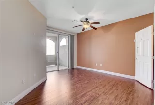 Photo #6: 2333244 Listing 