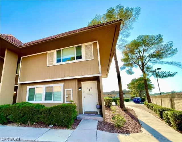 MLS: 2333267 Condo For Sale