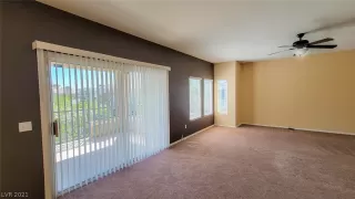 Photo #4: 2333269 Listing 