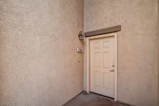 Photo #3: 2333278 Listing 