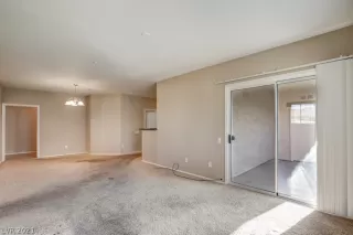 Photo #5: 2333278 Listing 