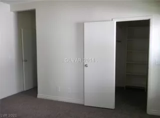 Photo #3: 2333297 Listing 