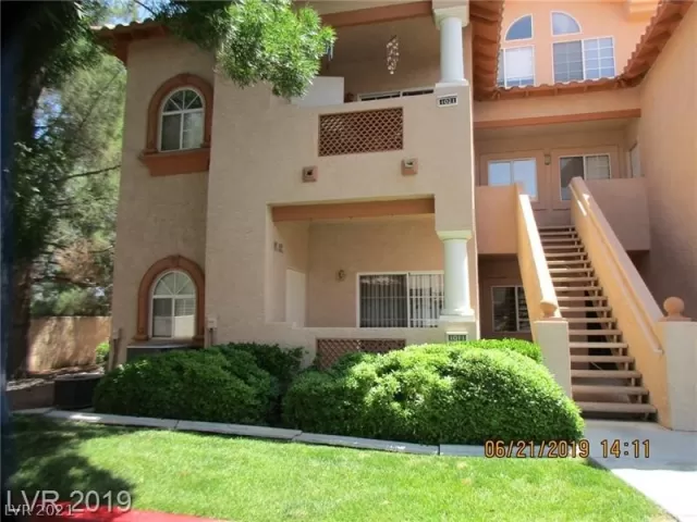 MLS: 2333328 Condo For Sale