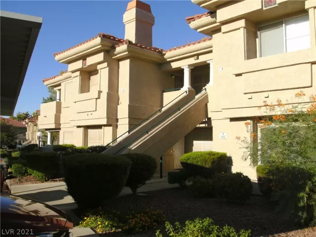 MLS: 2333348 Condo For Sale