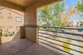 Photo #3: 2333358 Listing 