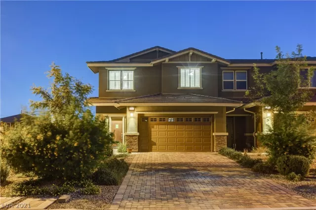 MLS: 2333360 Condo For Sale