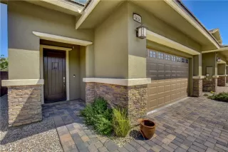 Photo #3: 2333360 Listing 