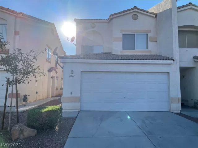 MLS: 2333362 Condo For Sale