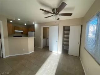 Photo #3: 2333362 Listing