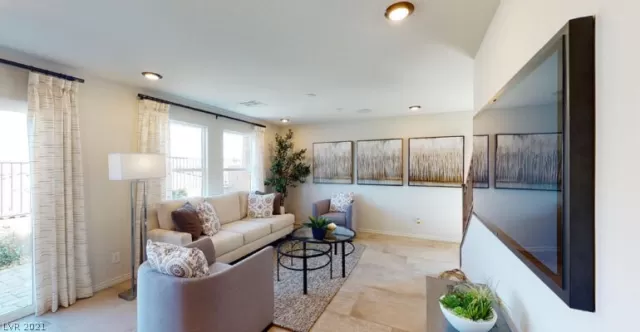 MLS: 2333370 Condo For Sale