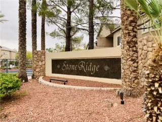 Photo #4: 2333392 Listing 