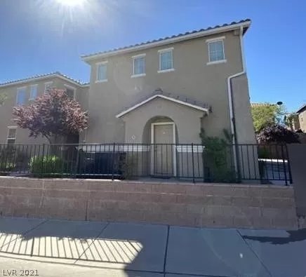 MLS: 2333394 Condo For Sale