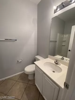 Photo #5: 2333394 Listing 