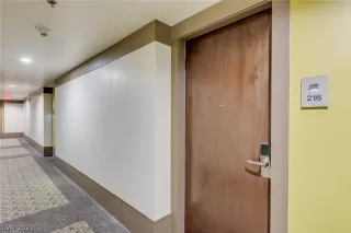 Photo #2: 2333402 Listing 