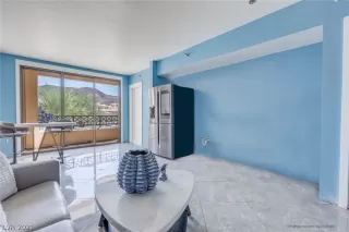 Photo #5: 2333402 Listing 